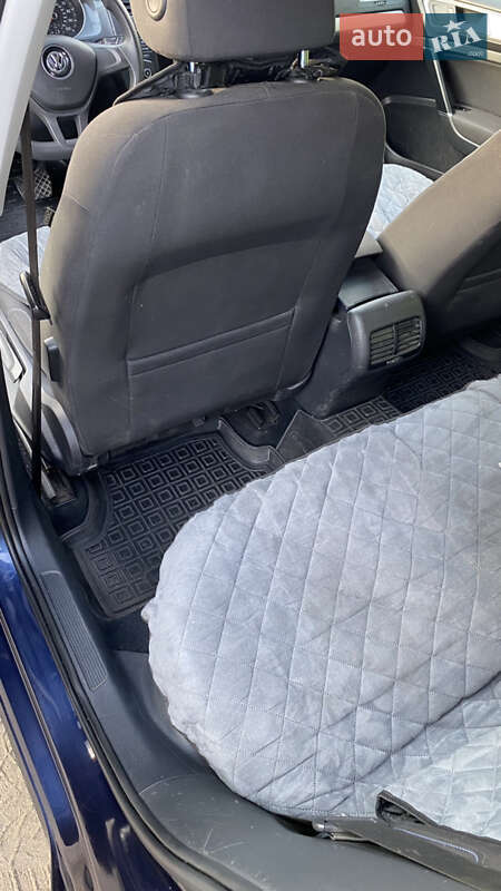 Хетчбек Volkswagen e-Golf 2016 в Києві