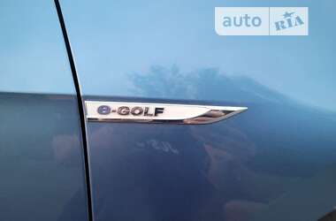 Хэтчбек Volkswagen e-Golf 2015 в Каменском