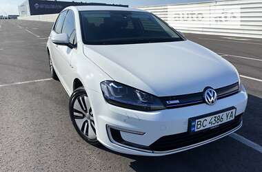 Хетчбек Volkswagen e-Golf 2016 в Львові