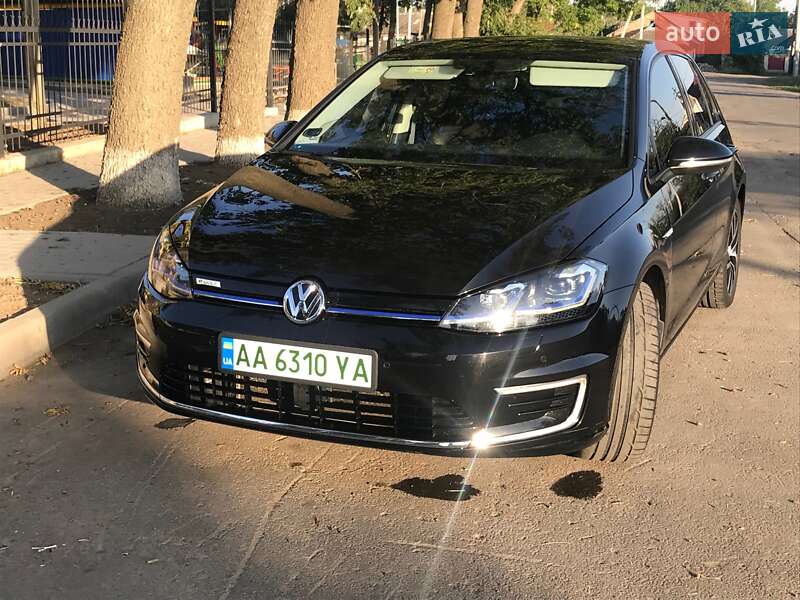 Хэтчбек Volkswagen e-Golf 2019 в Голованевске фото 3 Хэтчбек Volkswagen e-Golf 2019 в Голованевске