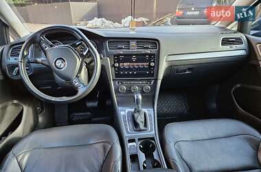 Хэтчбек Volkswagen e-Golf 2019 в Виннице