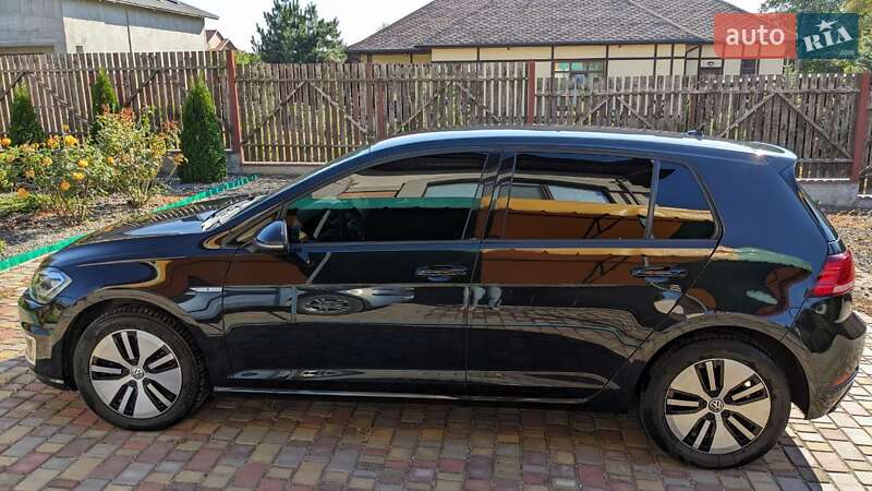 Хетчбек Volkswagen e-Golf 2017 в Кривому Розі