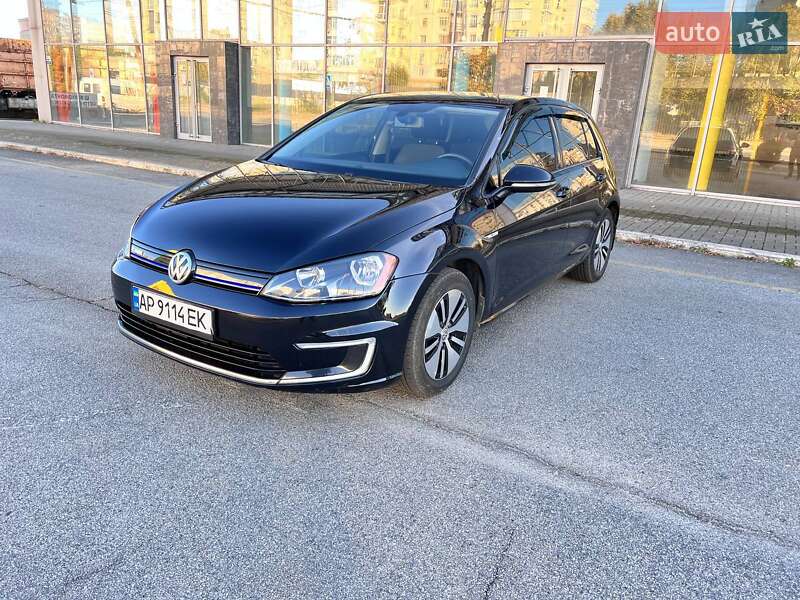 Volkswagen e-Golf 2016