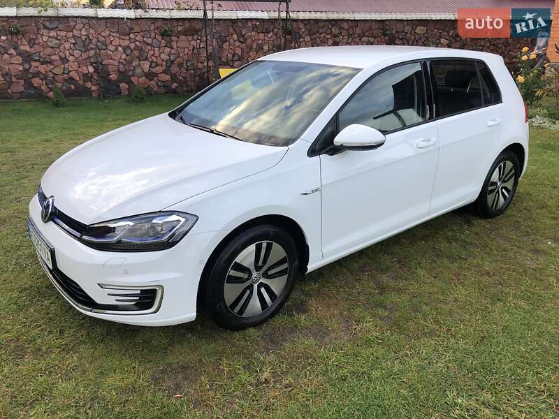 Хетчбек Volkswagen e-Golf 2019 в Камені-Каширському