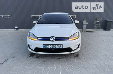 Хэтчбек Volkswagen e-Golf 2014 в Каменец-Подольском