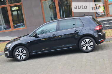 Хетчбек Volkswagen e-Golf 2015 в Луцьку