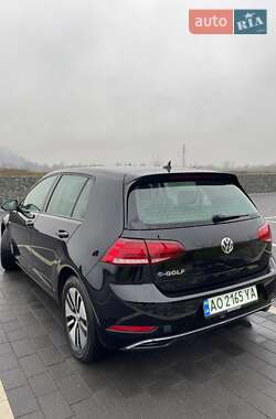 Хэтчбек Volkswagen e-Golf 2020 в 