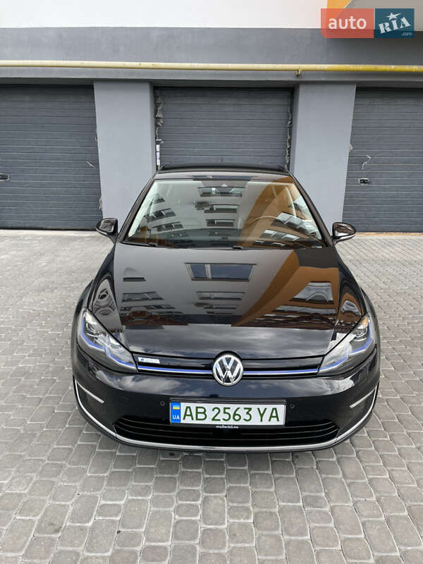 Хэтчбек Volkswagen e-Golf 2018 в Виннице