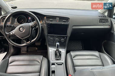 Хэтчбек Volkswagen e-Golf 2018 в Виннице