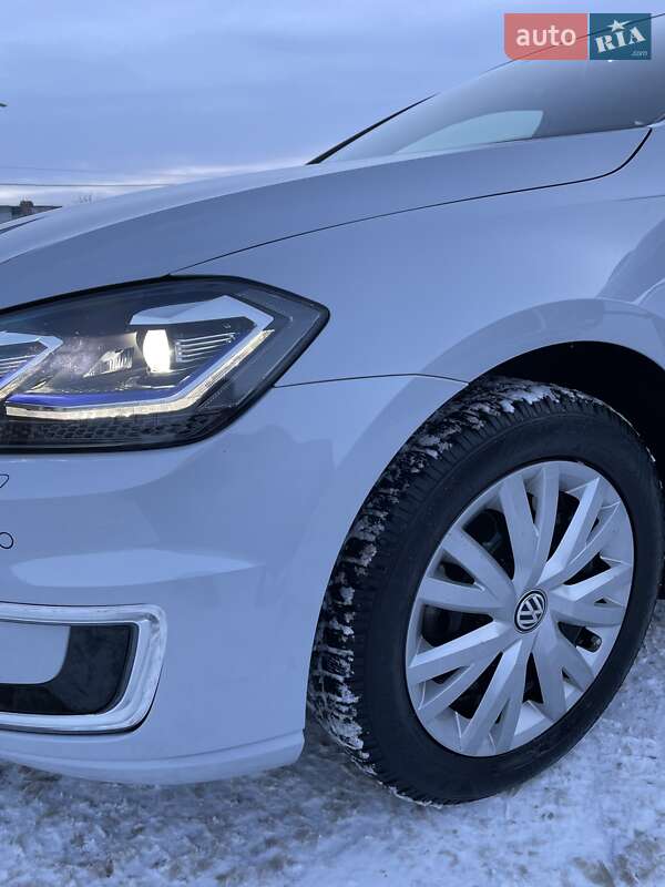 Хетчбек Volkswagen e-Golf 2018 в Хмельницькому