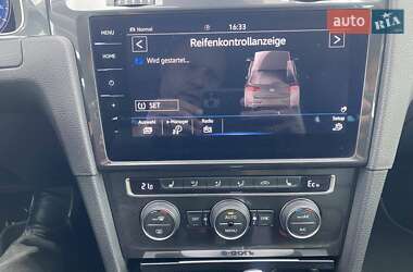 Хетчбек Volkswagen e-Golf 2019 в Ужгороді