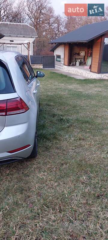 Хетчбек Volkswagen e-Golf 2020 в Тернополі