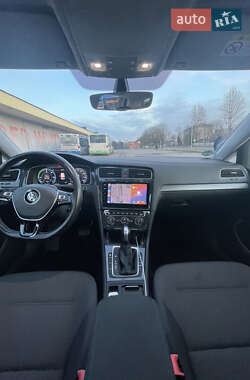 Хэтчбек Volkswagen e-Golf 2020 в Львове
