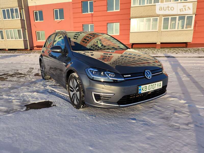 Хэтчбек Volkswagen e-Golf 2019 в Виннице