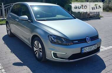 Volkswagen e-Golf 2015