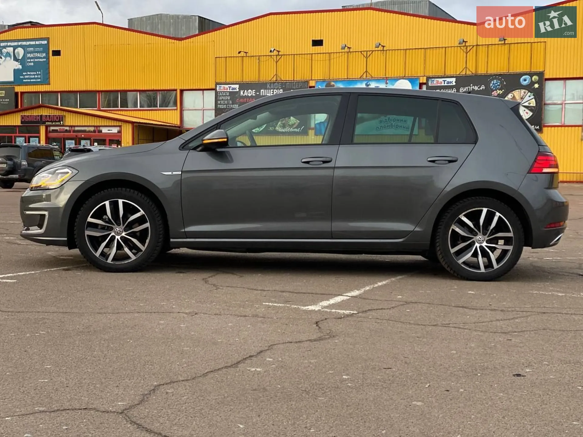 2018 Volkswagen Golf - мініатюра 5