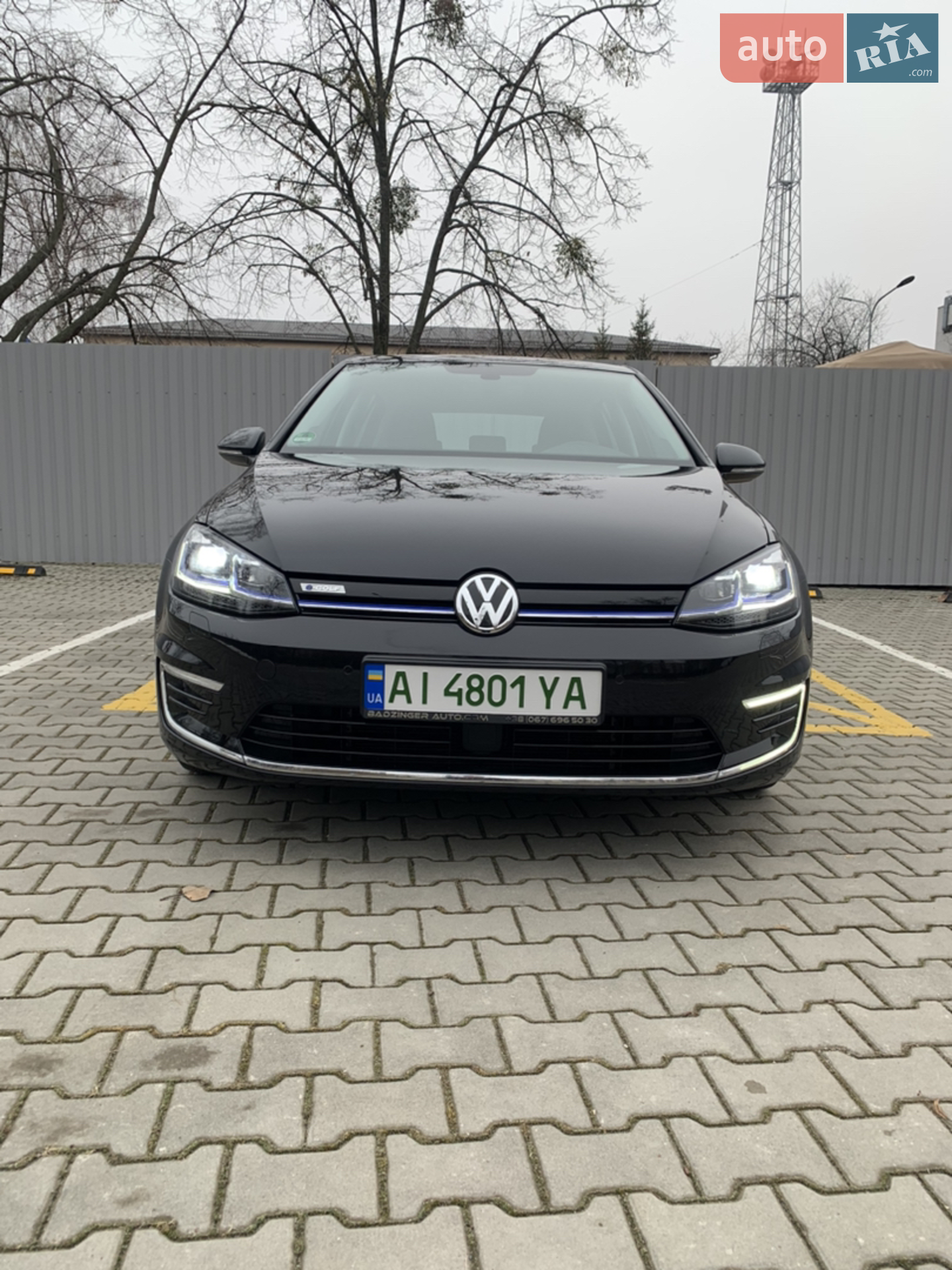 2020 Volkswagen Golf - фото 1