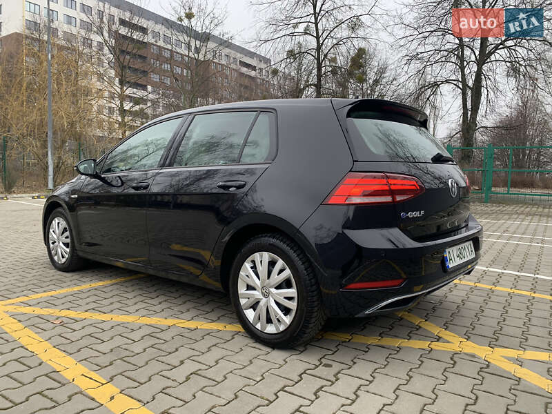 Хетчбек Volkswagen e-Golf 2020 в Києві