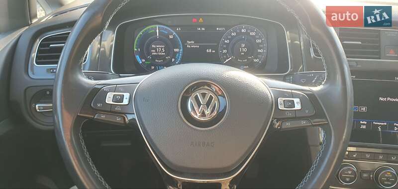 Хэтчбек Volkswagen e-Golf 2017 в Кривом Роге