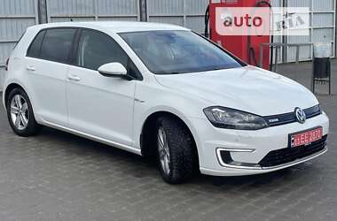 Хэтчбек Volkswagen e-Golf 2016 в Львове