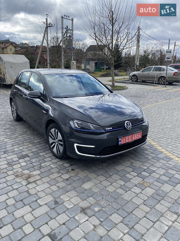 Хетчбек Volkswagen e-Golf 2015 в Львові фото 6 Хетчбек Volkswagen e-Golf 2015 в Львові