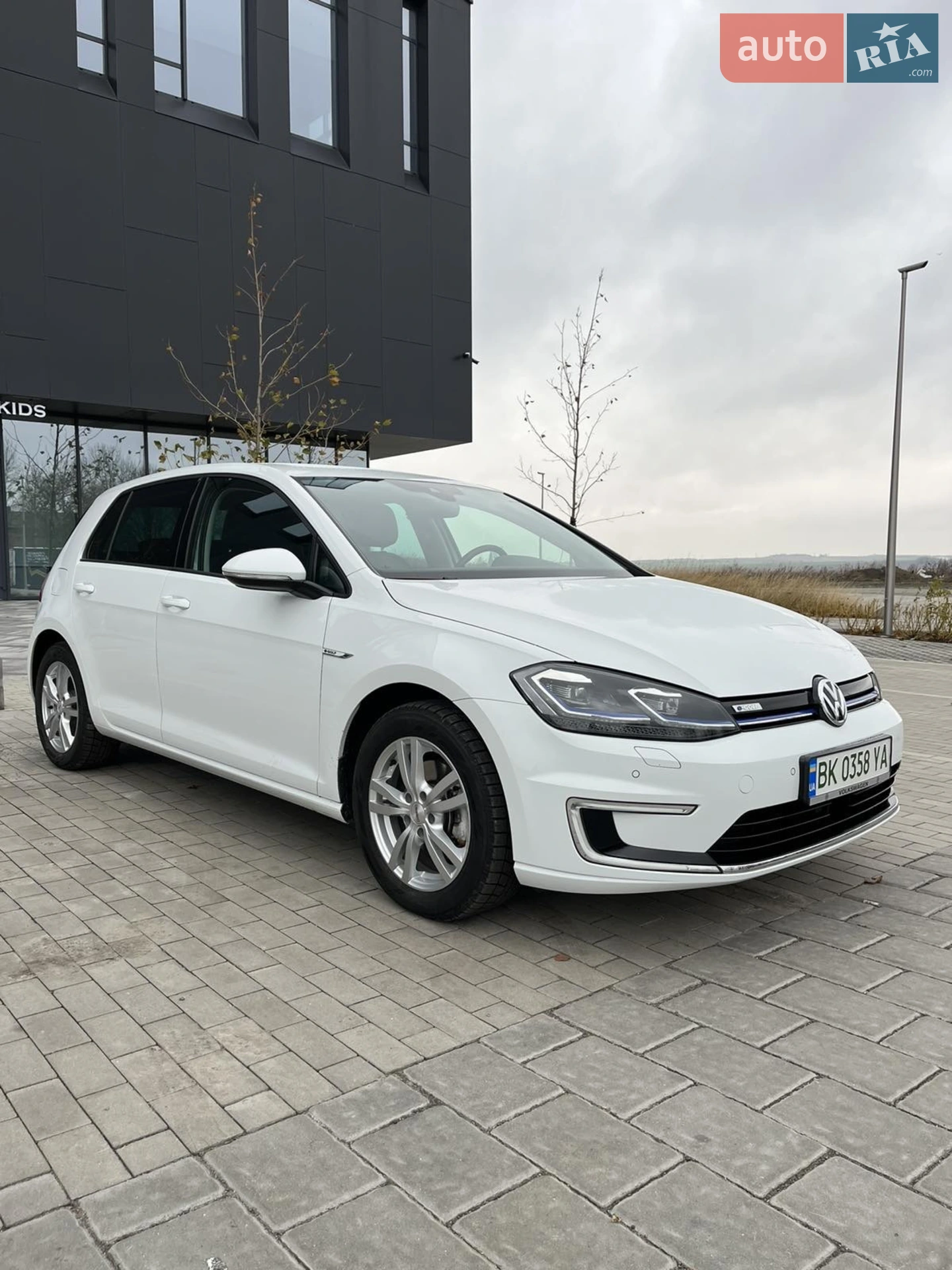 2018 Volkswagen Golf - мініатюра 4