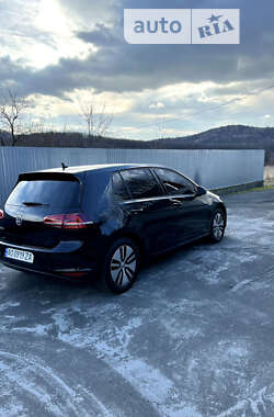 Хетчбек Volkswagen e-Golf 2014 в Мукачевому