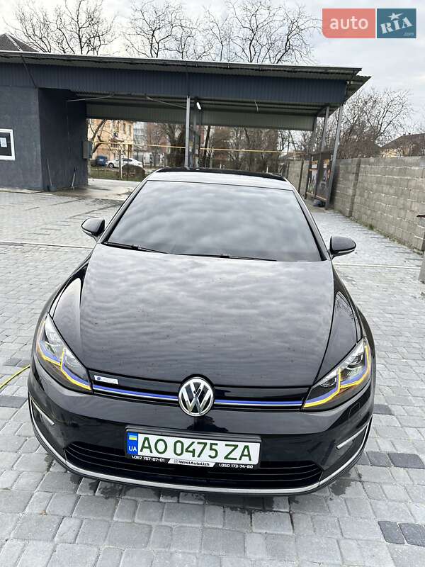 Хэтчбек Volkswagen e-Golf 2018 в Мукачево