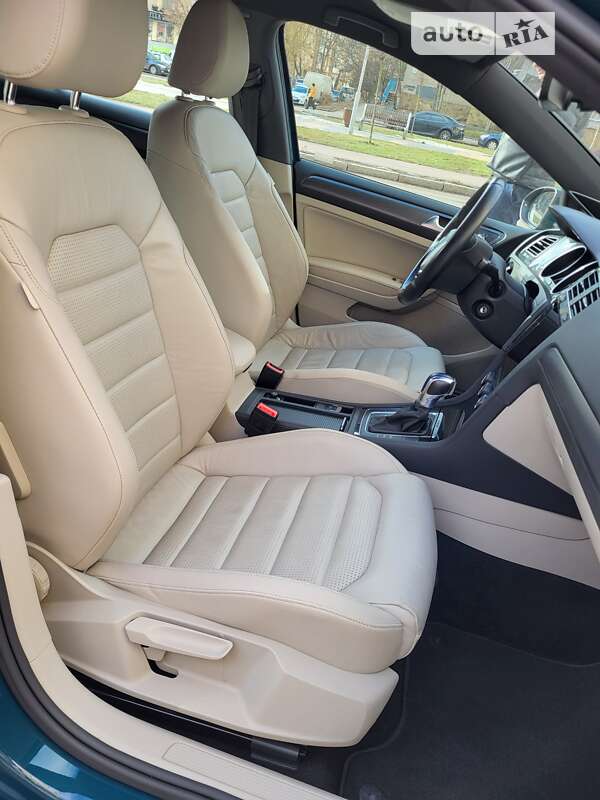 Хэтчбек Volkswagen e-Golf 2018 в Виннице