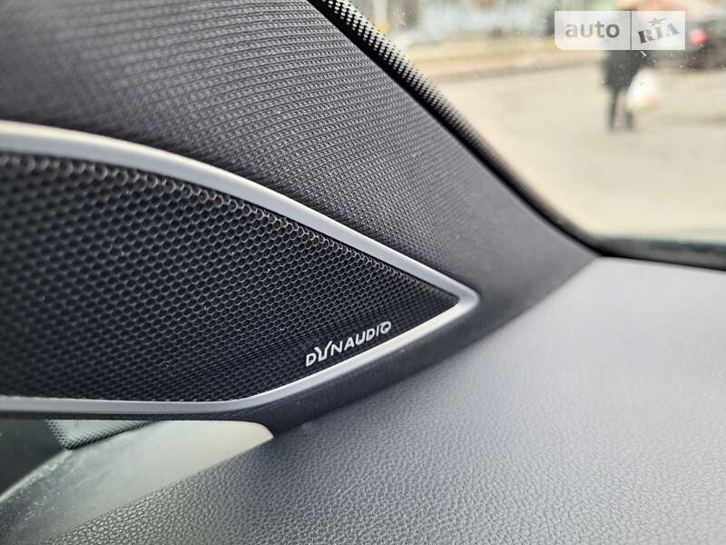 Хэтчбек Volkswagen e-Golf 2018 в Виннице