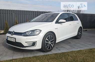 Хэтчбек Volkswagen e-Golf 2019 в Киеве