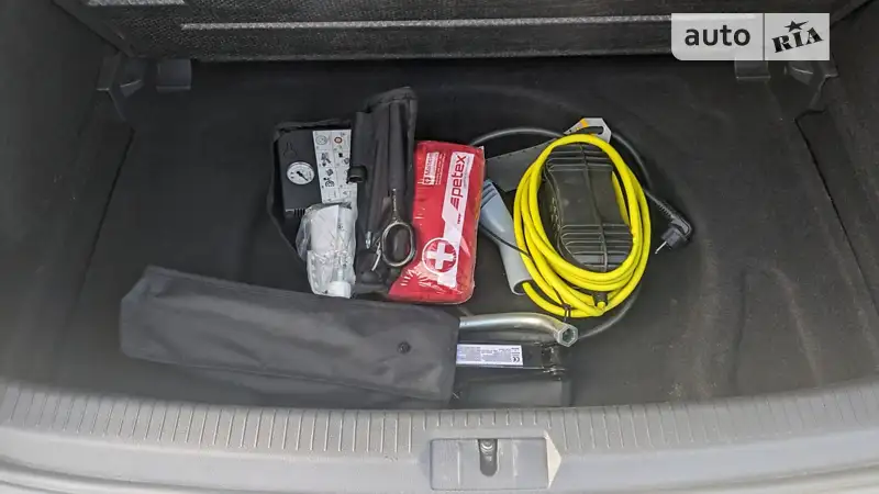 Volkswagen e-Golf 2019