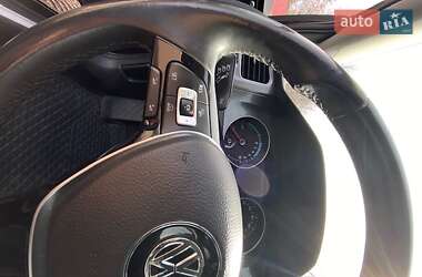 Хэтчбек Volkswagen e-Golf 2016 в 