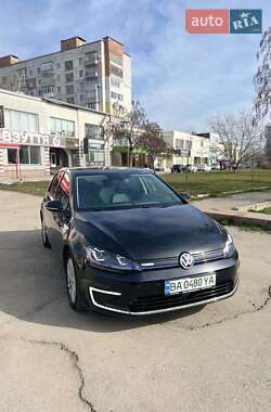 Volkswagen e-Golf 2015