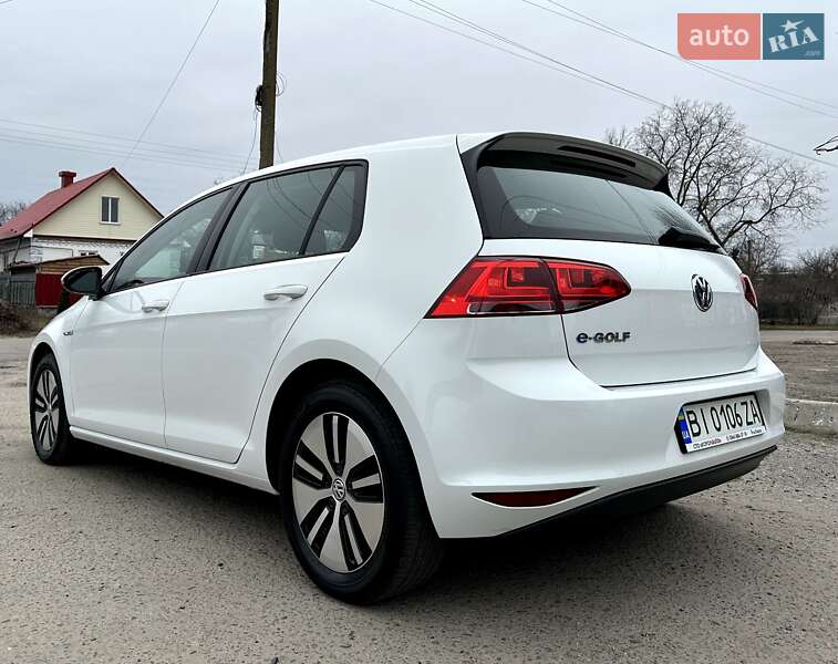 Хэтчбек Volkswagen e-Golf 2016 в Хороле фото 11 Хэтчбек Volkswagen e-Golf 2016 в Хороле