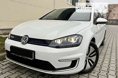 Volkswagen e-Golf 2015