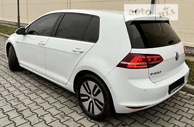 Хэтчбек Volkswagen e-Golf 2015 в Тернополе