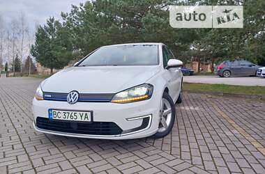 Хэтчбек Volkswagen e-Golf 2014 в Дрогобыче