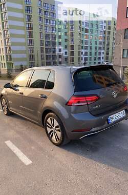 Хэтчбек Volkswagen e-Golf 2018 в Ровно