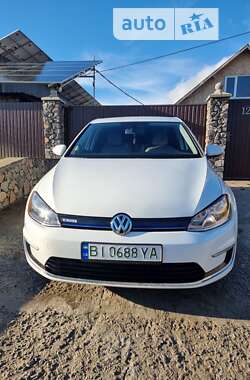 Volkswagen e-Golf 2016