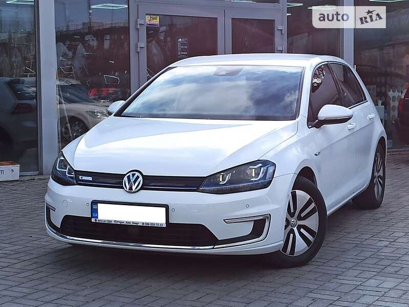 Хэтчбек Volkswagen e-Golf 2014 в Днепре