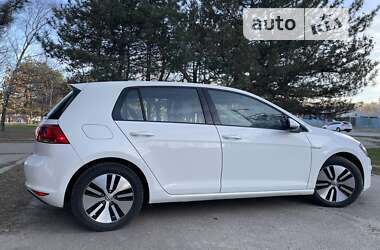 Хетчбек Volkswagen e-Golf 2014 в Дніпрі