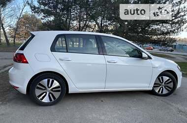 Хетчбек Volkswagen e-Golf 2014 в Дніпрі