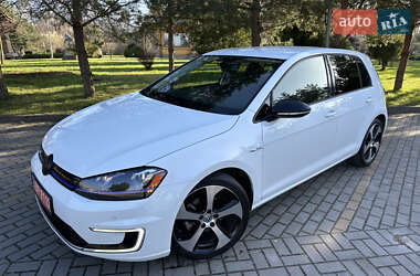 Хетчбек Volkswagen e-Golf 2015 в Дрогобичі