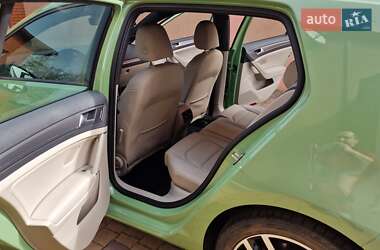 Хэтчбек Volkswagen e-Golf 2018 в 