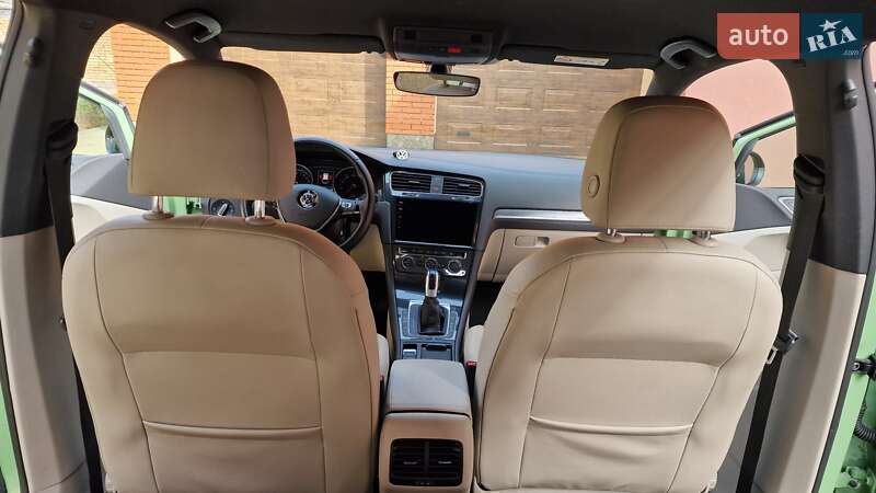 Хэтчбек Volkswagen e-Golf 2018 в Ровно