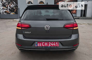 Хэтчбек Volkswagen e-Golf 2019 в Умани