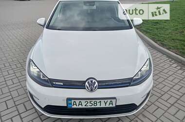 Хетчбек Volkswagen e-Golf 2014 в Житомирі