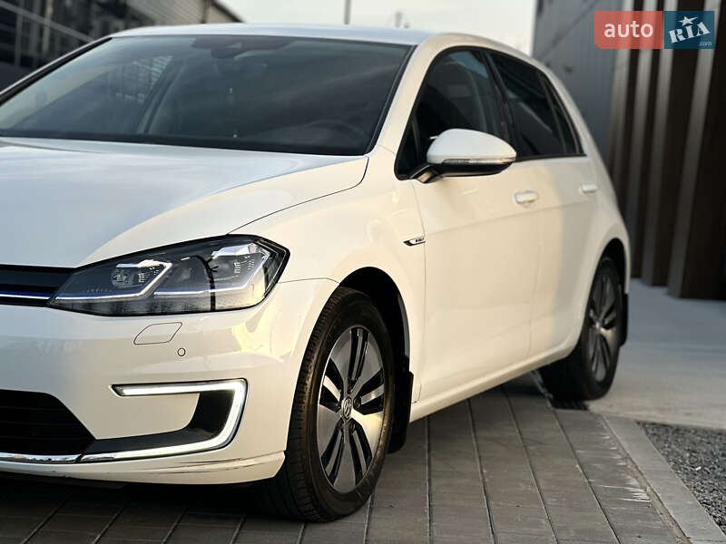 Хэтчбек Volkswagen e-Golf 2018 в Луцке