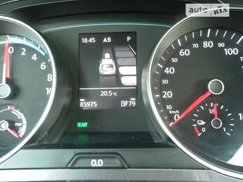 Хэтчбек Volkswagen e-Golf 2015 в Луцке